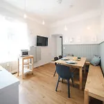 아파트 Blue Flat By Grazrentals 2 Bedrooms For Groups & Free Parking