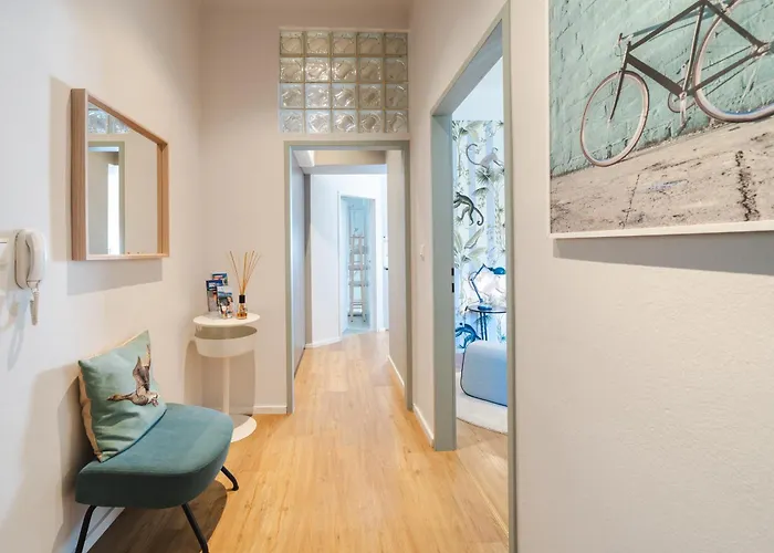 Blue Flat By Grazrentals 2 Bedrooms For Groups & Free Parking Graz